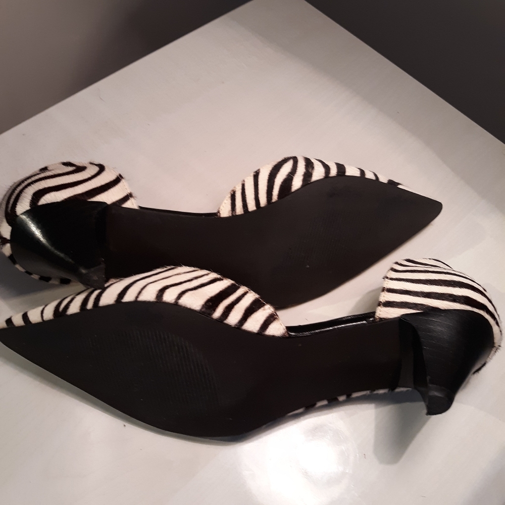 Shoes - Picture 6 of 7
